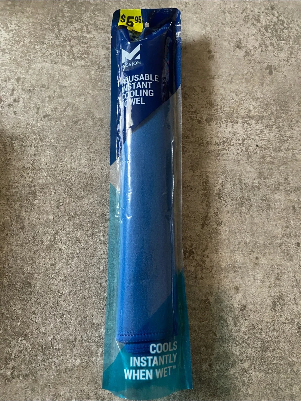 Mission Reusable Instant Cooling Towel - Blue